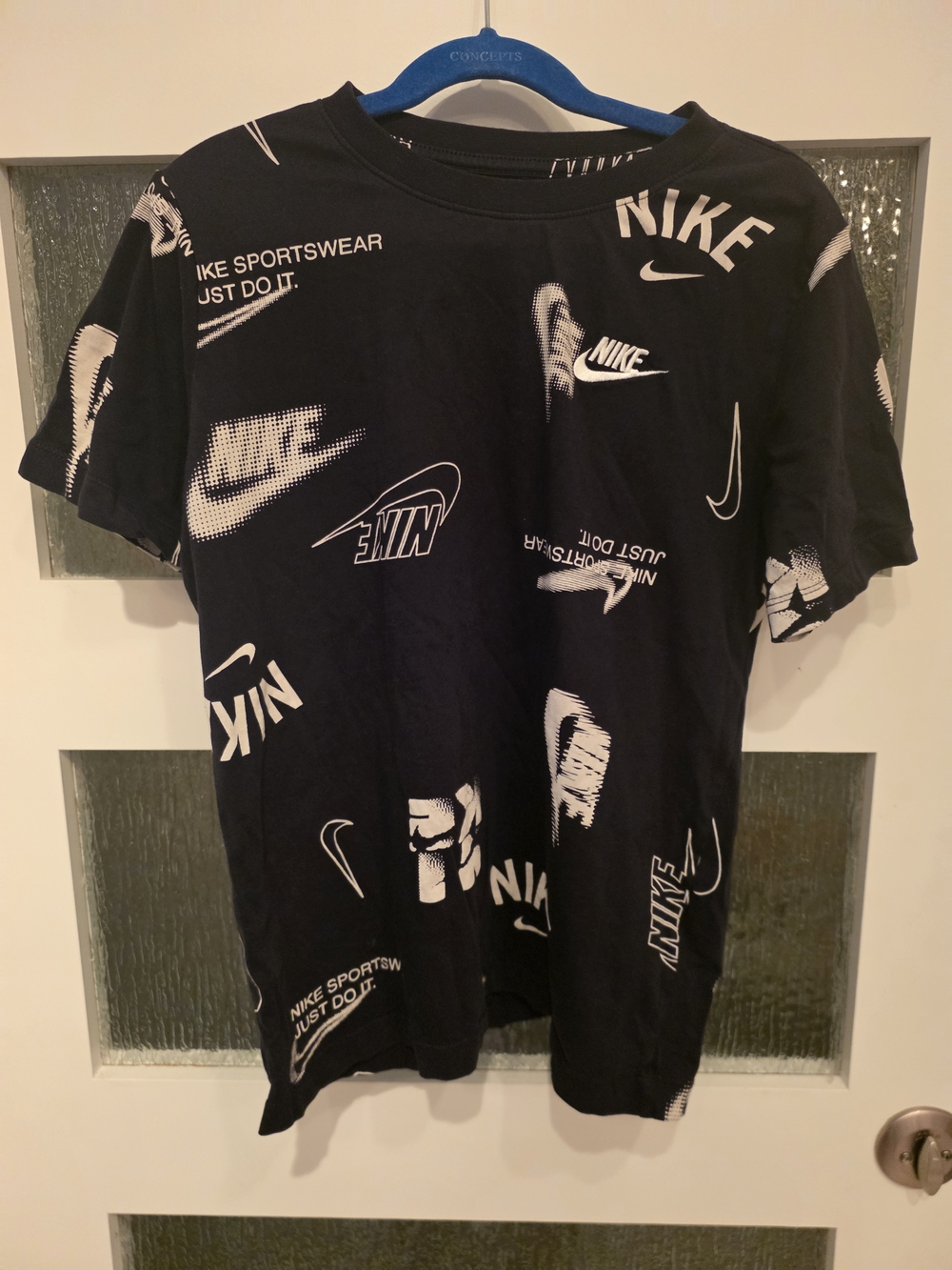 Nike Boy's Black Graphic Logo T-Shirt